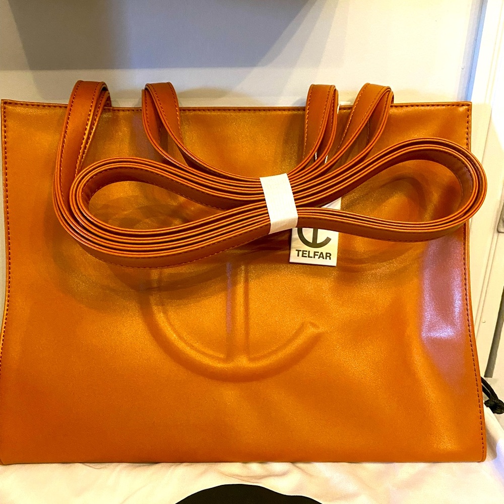 Telfar medium shopper in tan